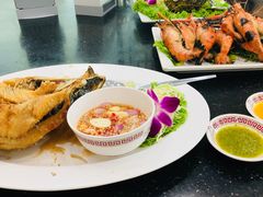 -光海鲜鱼翅餐厅(叻差拉披色路店)