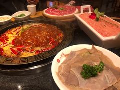 现切黄牛肉-一斗火锅·招财羊毛肚(泰吉滨江店)