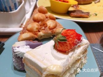 一口咬下去特别松软。在家做不出来这个味道