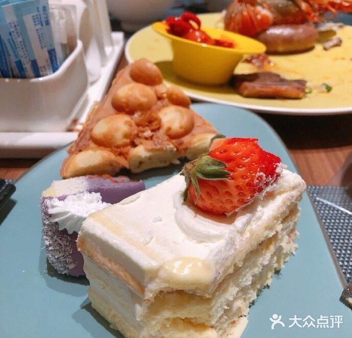 一口咬下去特别松软。在家做不出来这个味道