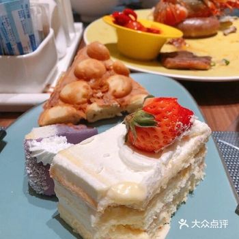 一口咬下去特别松软。在家做不出来这个味道