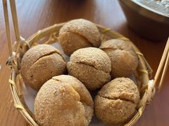 -包整·丝娃娃(一览甲秀楼风景店)