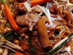 -八府香鸭·啫啫煲(华山路店)