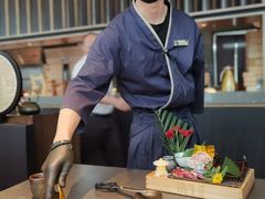 -铭牛烧肉·和牛海鲜自助(高新月牙湖店)
