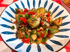 青椒煎茄子-笨豆腐居民楼菜馆•江西小炒(天津开发区店)