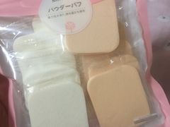 -名创优品(广东东莞东城万达2店)