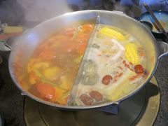 -湊湊火锅·茶憩(新中关购物中心店)