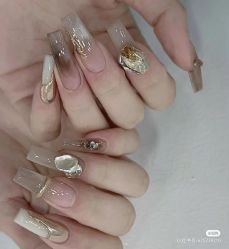 -星辰·新中式美甲美睫工作室