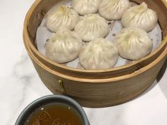 -馋三尺蟹粉小笼(人民广场店)