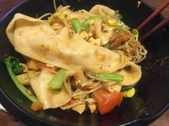 -陇上秦轩西安biangbiang面(EFC欧美金融商业城店)
