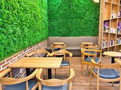 -焙丽拾光(麦凯乐直营店)