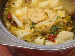 -周鱼小馆石锅酸菜鱼(活力汇店)