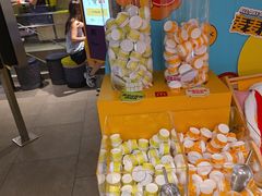 -麦当劳(静安寺店)