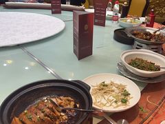 -皇宫大酒店