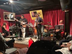 -东岸Cafe 爵士俱乐部