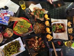 -何师烧烤Pro ·江湖川菜·小龙虾·精酿(太古里旗舰店)