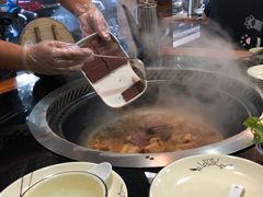 -三里屯土灶炖公鸡地锅鸡(江东店)