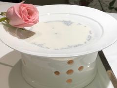 -燕庭·纯燕窝·甜品下午茶(南京西路店)