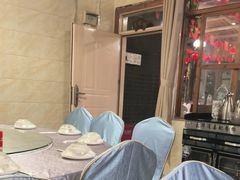 -鲤鱼塘农家山庄