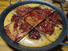 -正南齊北重庆老火锅(光华村直营店)