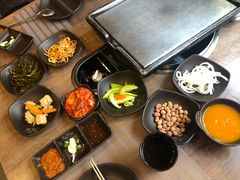 -香猪坊韩国烤肉专属门店(魏公村店)