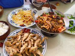 -天天向上素食餐厅(五台山店)