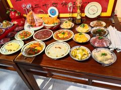 -蓝田九大碗民俗食府(蓝田店)