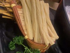 -湊湊火锅·茶憩(打浦桥日月光店)