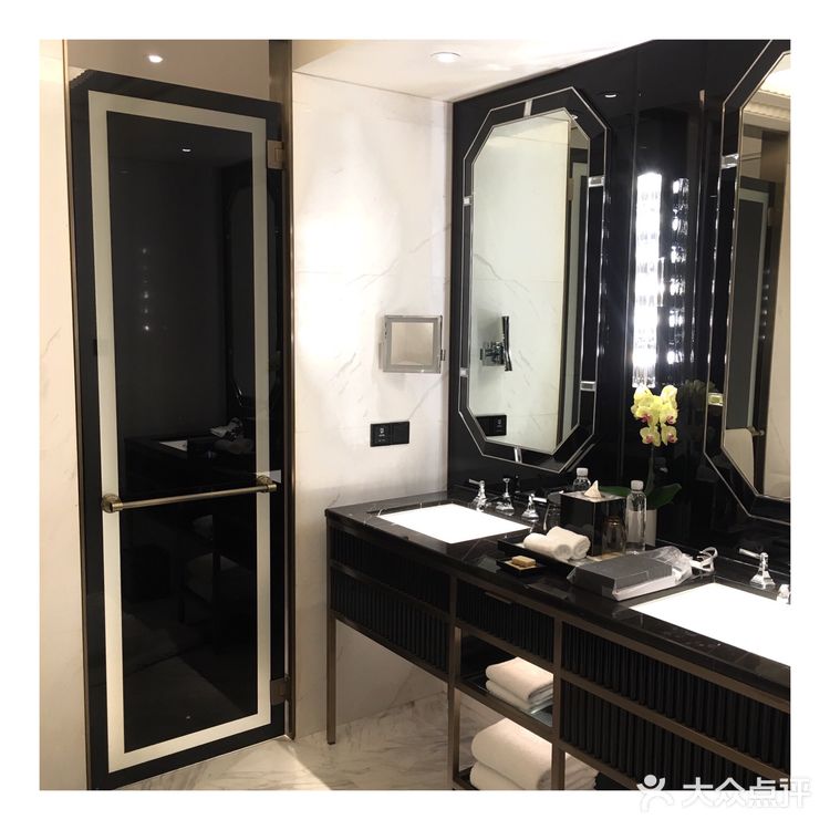 明星会来住的酒店 外滩双宝