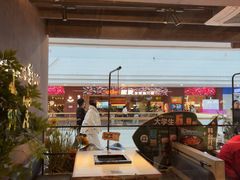 -老牌坊云南鱼豆花火锅(哈西万达店)