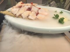 -得意咚瓜·顺德鱼生·冬瓜火锅(深圳首店)