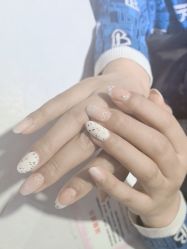 -瞧·享轻奢美甲美睫