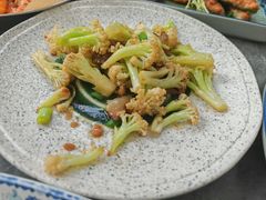 腊肉炒花菜-常来小聚·广州非遗传承餐厅(高德置地店)