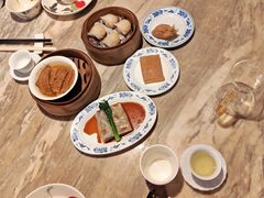 -广州花园酒店荔湾亭·地道点心·粤式饮茶