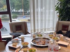 -忘情水鱼头·鲜鱼火锅(滨江中路店)