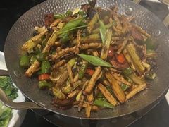 -高第街56号餐厅(美莲广场店)