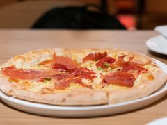 阿拉本诺披萨-城市大道红炉披萨烘焙坊