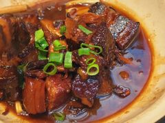 -阿瓦山寨·湘菜现炒·剁椒鱼头王(咸阳总店)