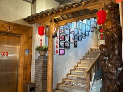 -头上红煨盐鸡·非遗院子餐厅