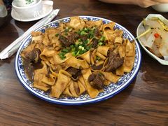 -壹阁胡羊焖饼(特色小吃街店)