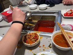 -海底捞火锅(高新万达店)