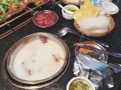 -山地居烤全羊·柴火鸡(大坪-半山公馆店)