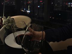 -皇冠假日酒店-B&G51餐厅