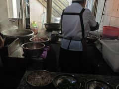 -正宗杨记普洱酸醋米线(总店)