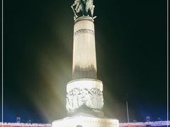 -人民防洪胜利纪念塔