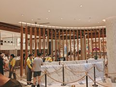 -亚特兰蒂斯-番红花海鲜自助餐厅·鲜活海鲜·小火锅