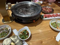 -青瓦餐厅·生鱼片·韩园烤肉(西塔店)