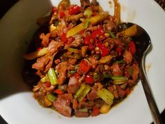 青椒炒牛肝菌-炊烟小炒黄牛肉(东庆街店)