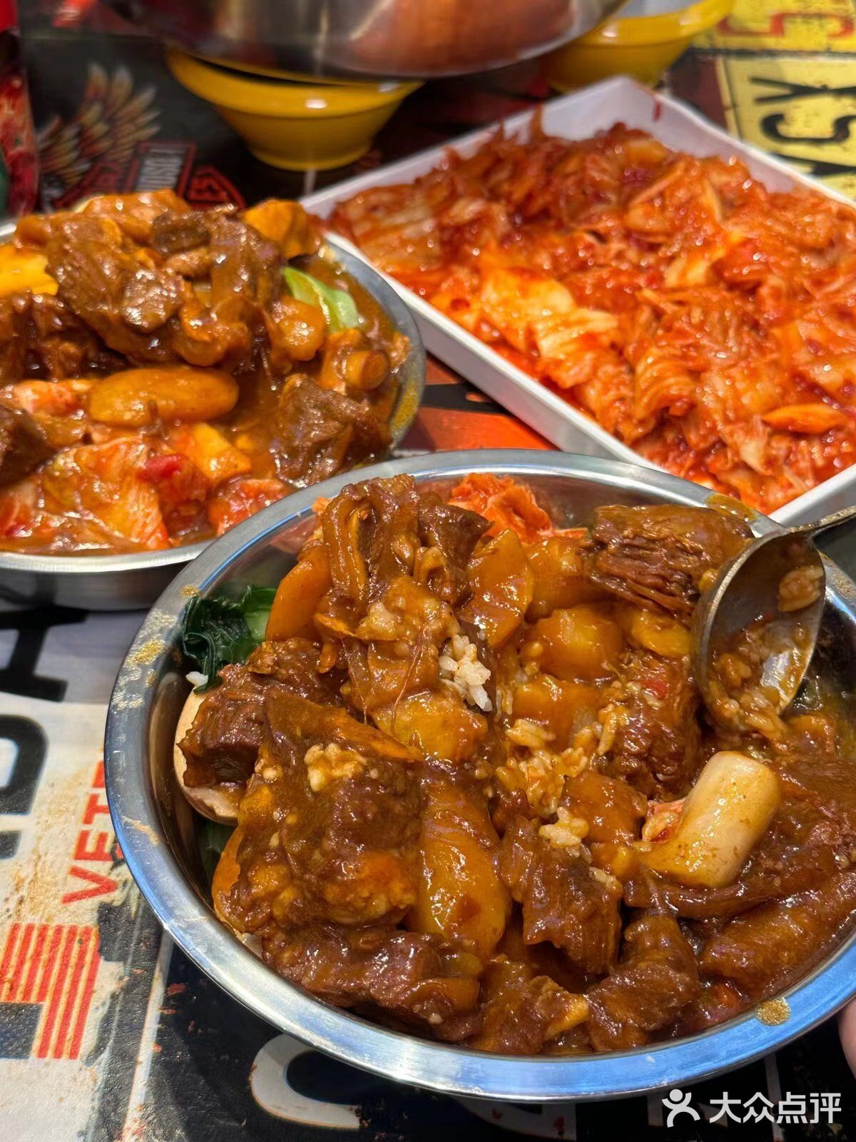 32坐炖涮锅金汤牛骨肉龙锅，让你清凉一夏的味