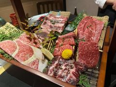 -山川小町·极番烧肉(新地假日广场店)
